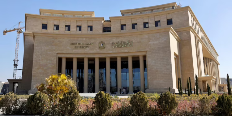 Egypt Maintains Interest Rates As Inflation Persists